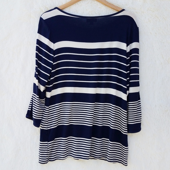 Dress Barn Woman’s Size L ¾ Sleeve Top - Picture 4 of 14